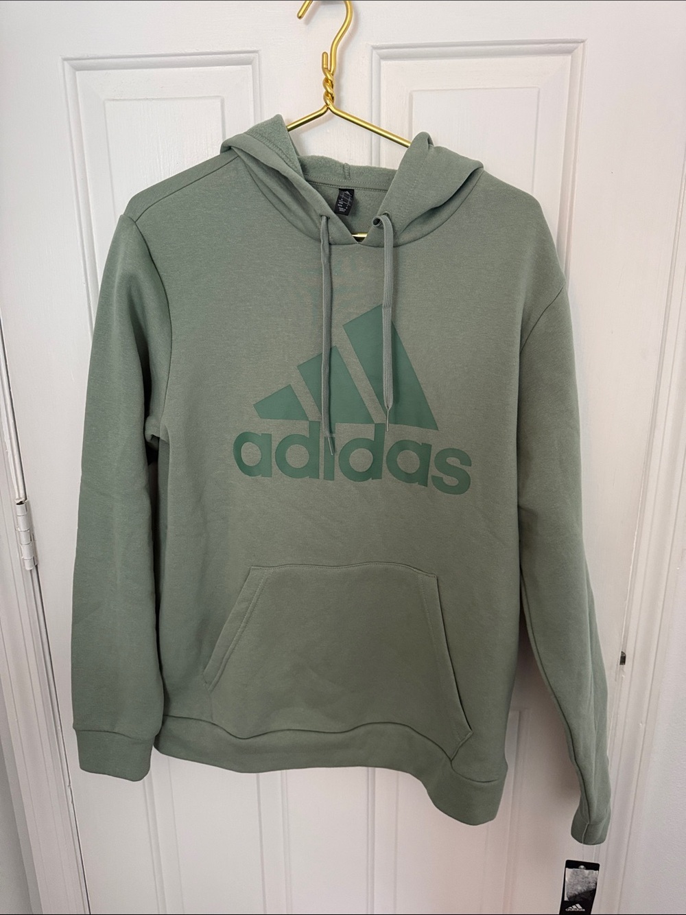 NEW Adidas Golf Sage Green Pullover Hoodie with Logo & Kangaroo Pockets